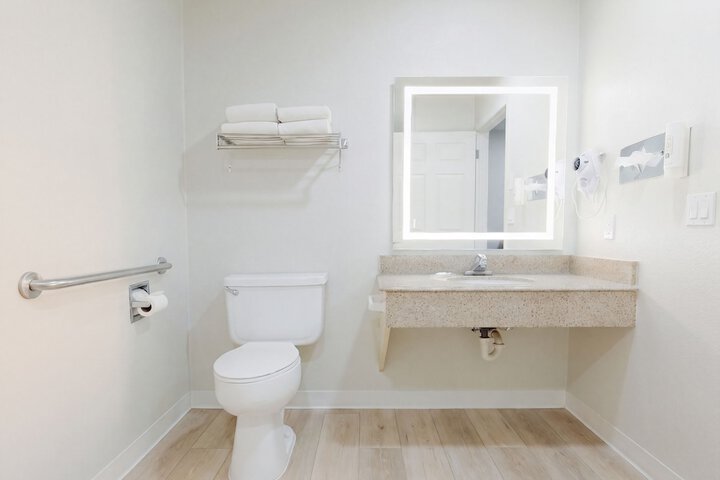 Quality Inn Holbrook near Petrified Forest