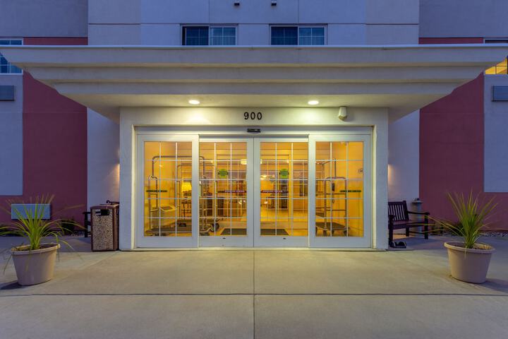 Hotel 4 of 48