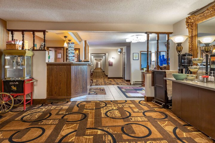 Hotel Interior 12 of 44