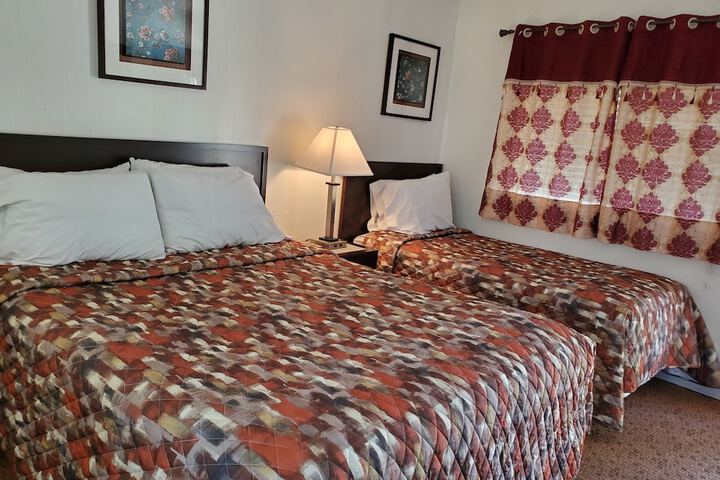 Room 8 of 39