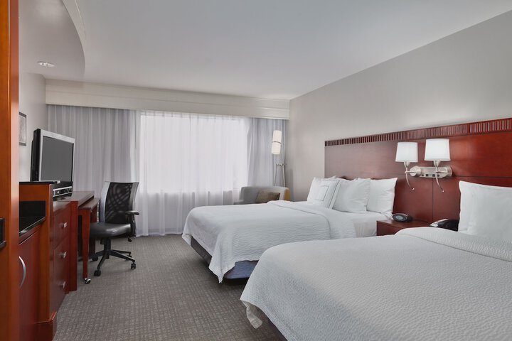 Room 14 of 23