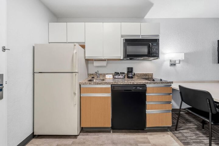 MainStay Suites Orlando Altamonte Springs