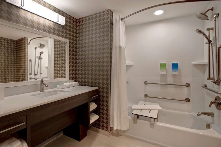 Room 42 of 56