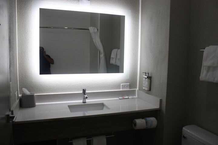 Room 73 of 101