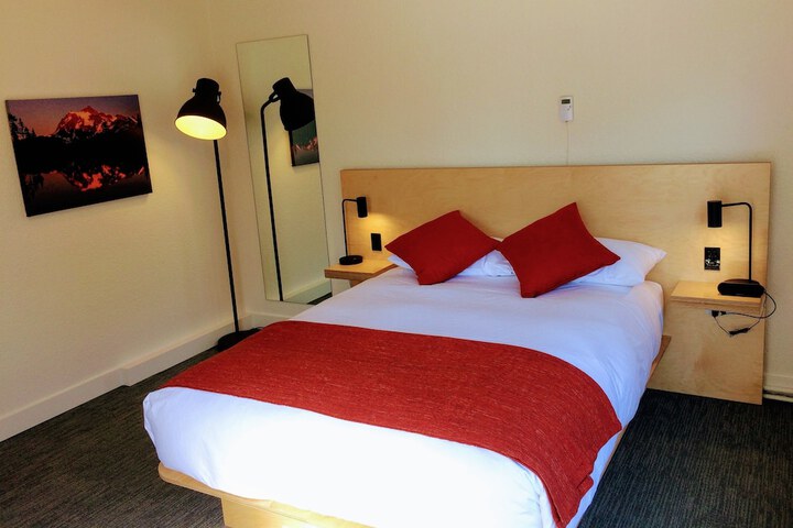 Room 14 of 68