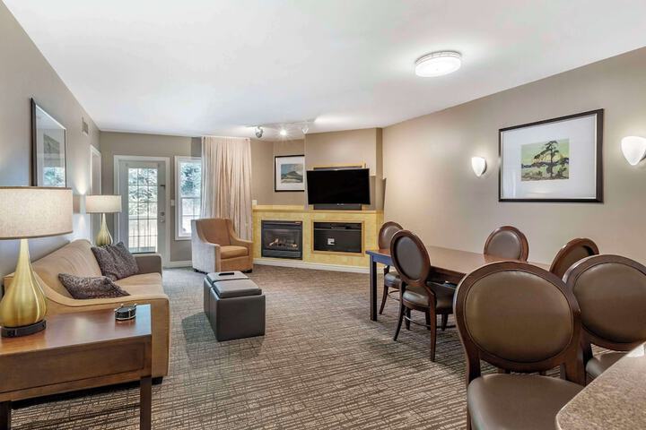 Room 20 of 38