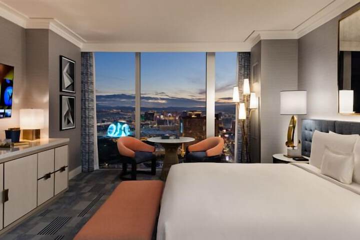 Room 62 of 182