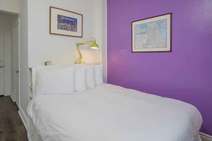 Room 30 of 120