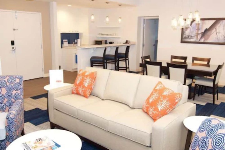 Southbank Hotel by Marriott Jacksonville Riverwalk