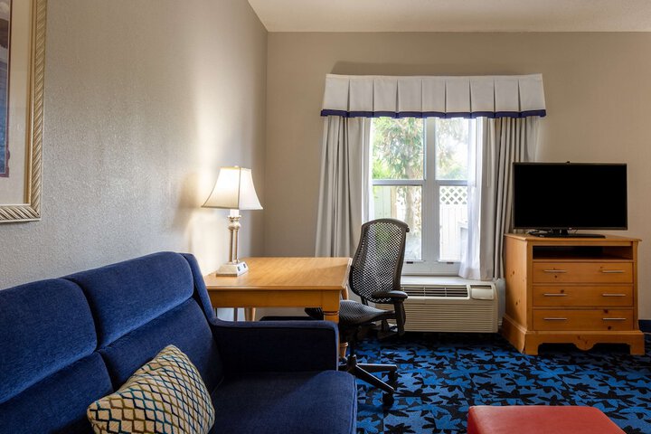 Room 48 of 75