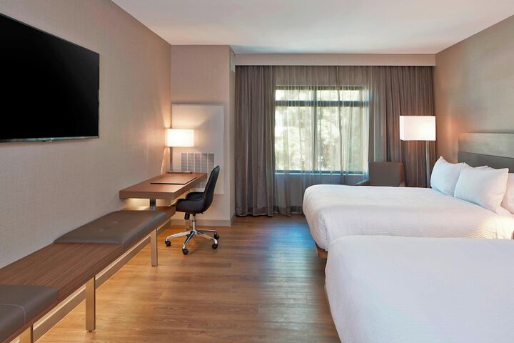 AC Hotel by Marriott Seattle Bellevue / Downtown