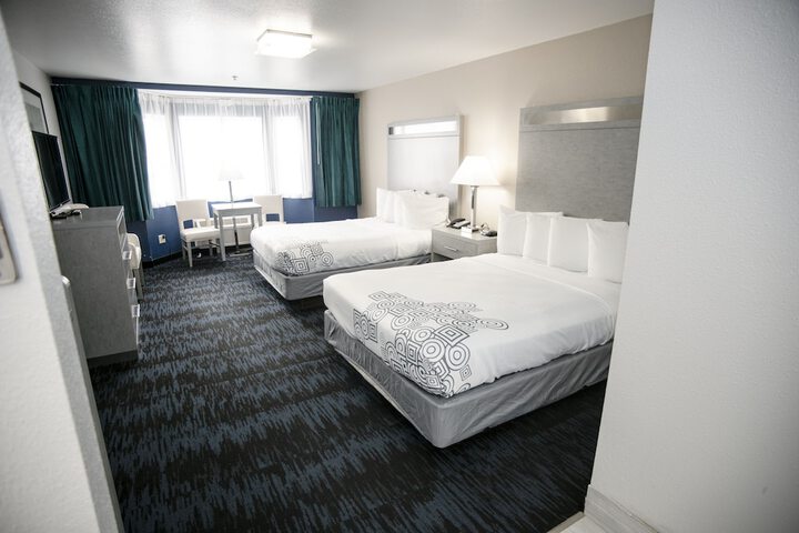 Room 13 of 39