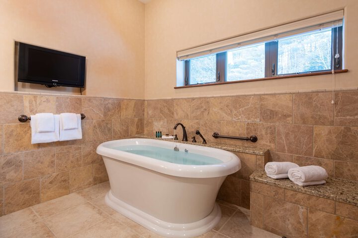 Best Western Plus Waterbury - Stowe