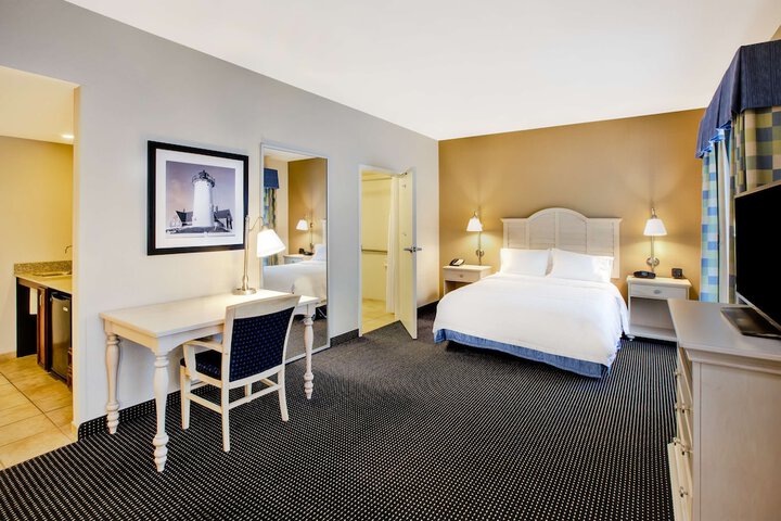 Room 30 of 42