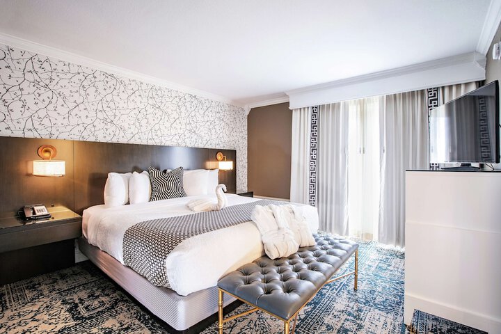 The Burgundy Hotel Tapestry Collection by Hilton