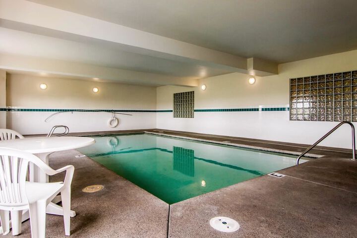 Pool 2 of 24