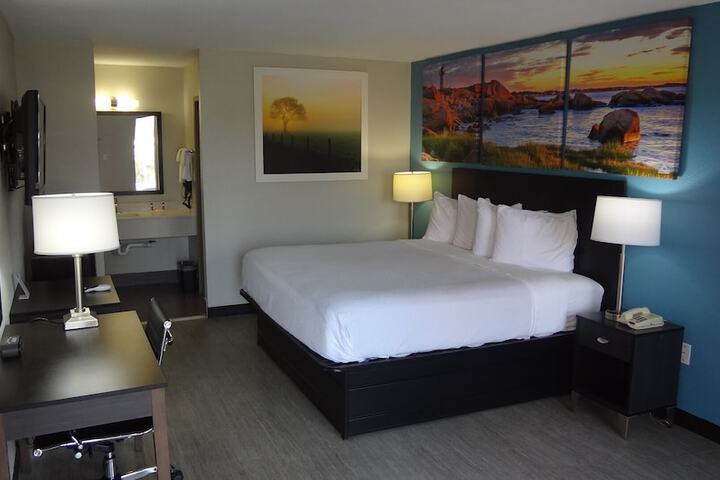 Room 18 of 20