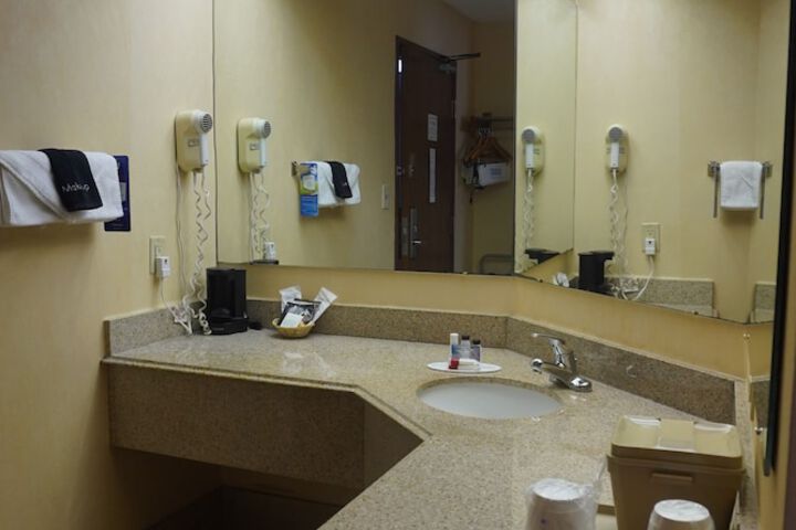Room 25 of 56