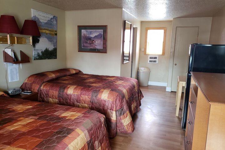 Room 12 of 18