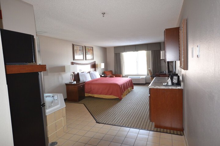 Room 9 of 37