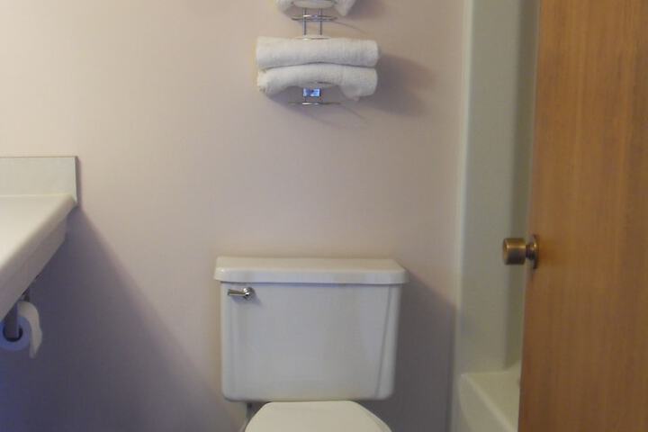 Room 30 of 40