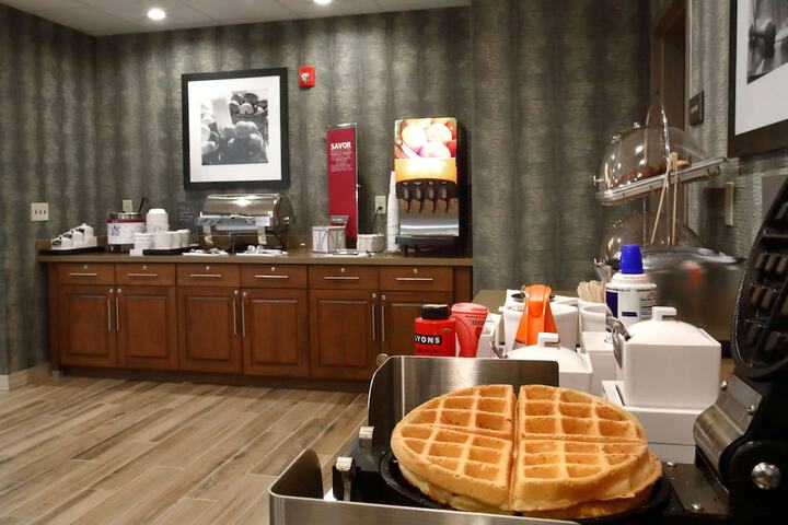 Hampton Inn & Suites Baltimore / Aberdeen