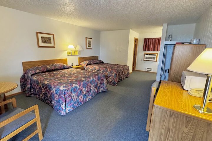 North Winds Lodge LLC