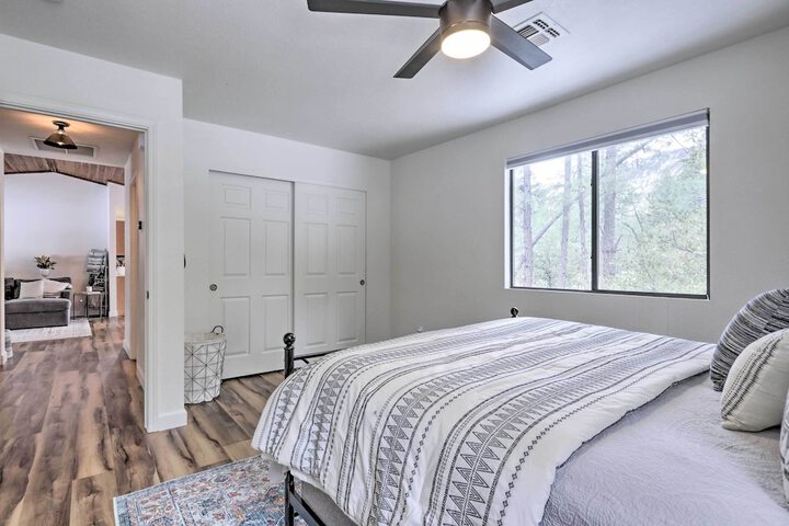 8 Mi to State Park & Trails: Pine Mountain Home