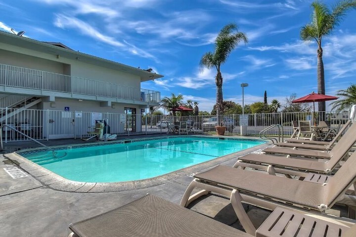 Pool 7 of 67