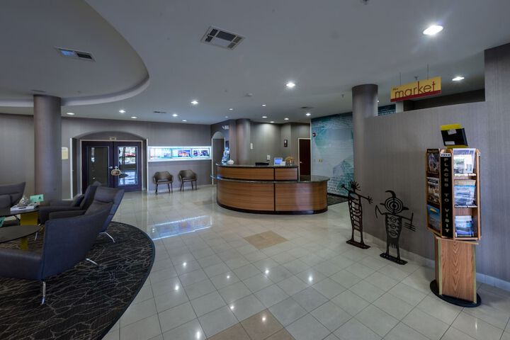 Hotel Interior 10 of 31