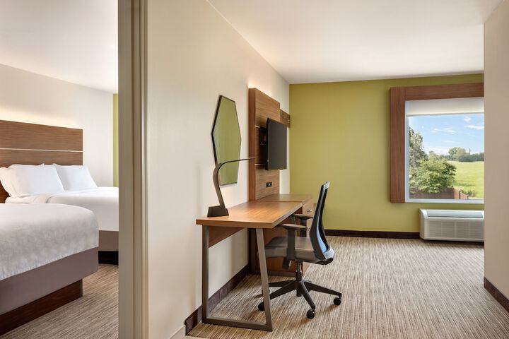Room 40 of 62