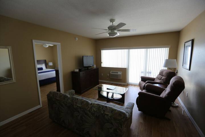 Shoreline Island Resort - Exclusively Adult
