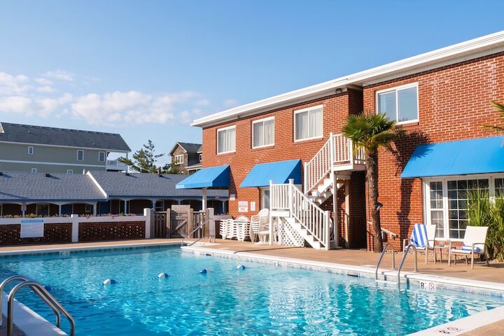 Colonial Inn Motel