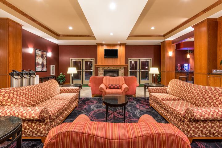 Holiday Inn & Suites Grand Junction by IHG