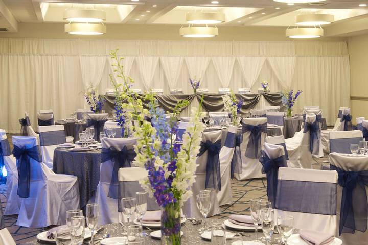 Embassy Suites by Hilton Detroit Livonia Novi