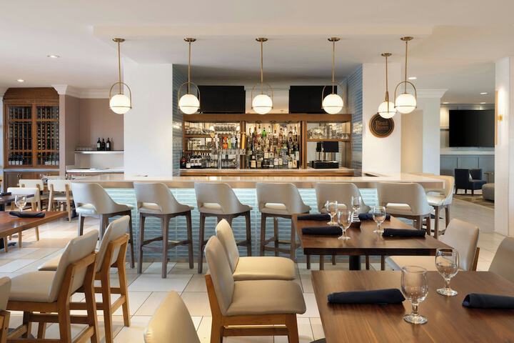 Four Points by Sheraton Punta Gorda Harborside