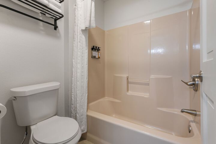 Tremont Lodge & Resort