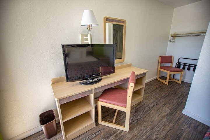 Room 44 of 51