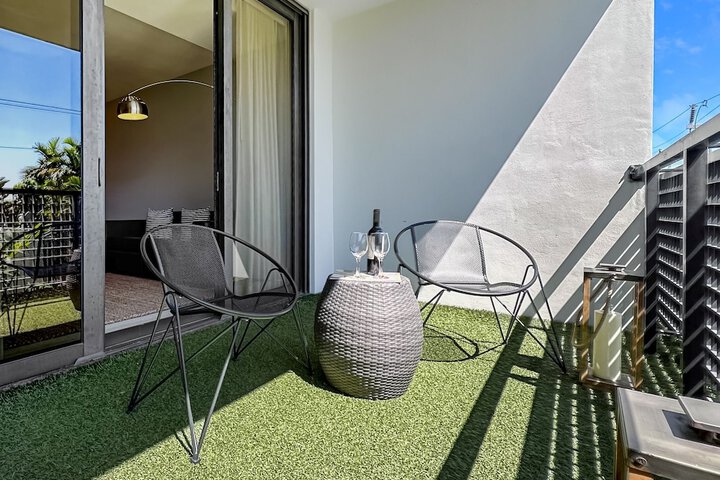 Bay Breeze Premium Apartments by Eskape Collection