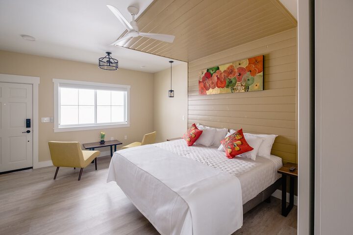 Room 14 of 36