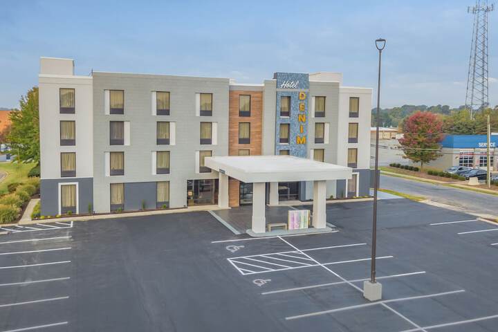 Hotel 2 of 39