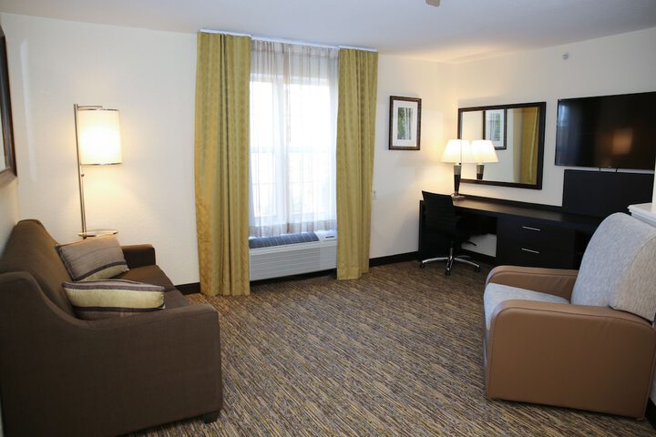 Room 15 of 30