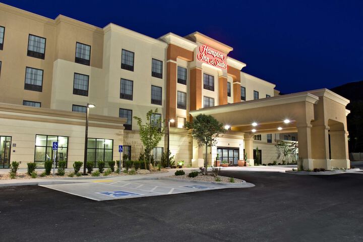 Hotel 2 of 66