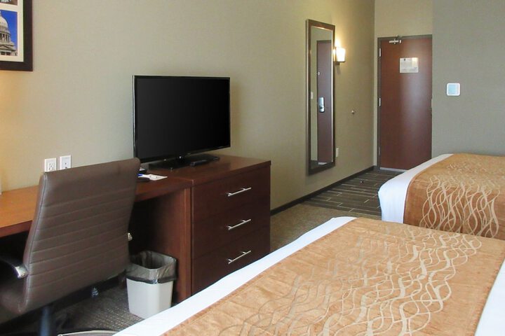 Room 26 of 61