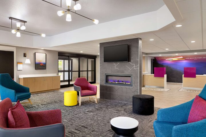 Hotel Interior 10 of 31