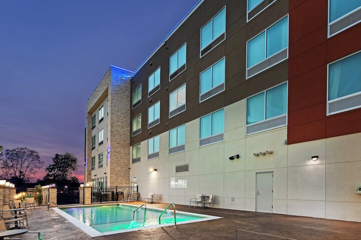 Holiday Inn Express & Suites Tulsa Northeast - Owasso by IHG