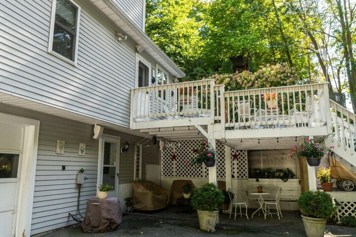 High Street Hideaway
