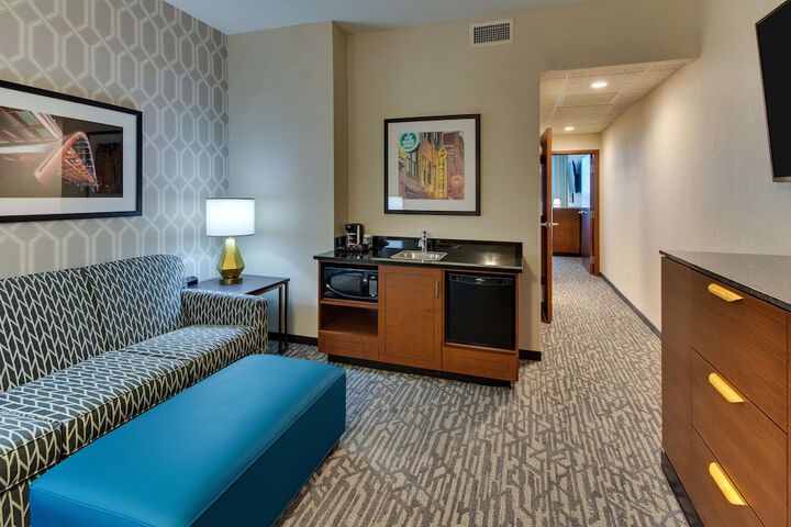 Room 26 of 81