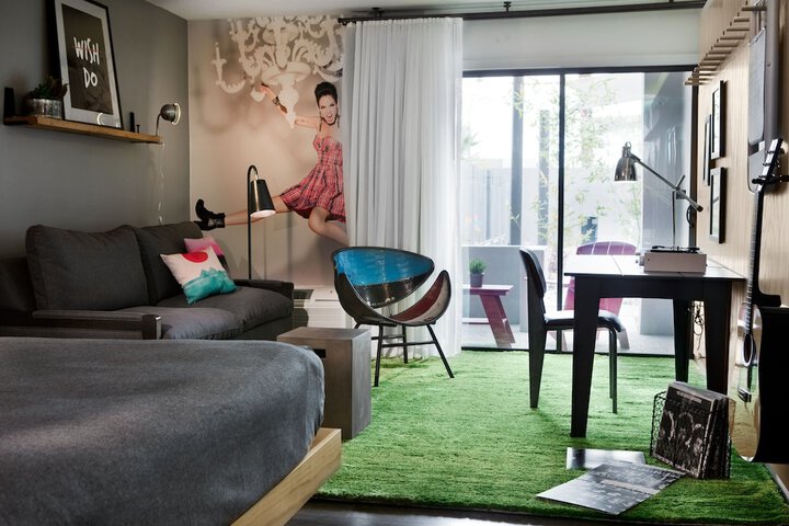 MOXY Phoenix Tempe / ASU Area