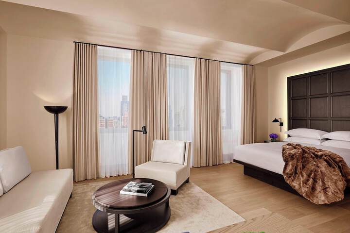 Room 31 of 61
